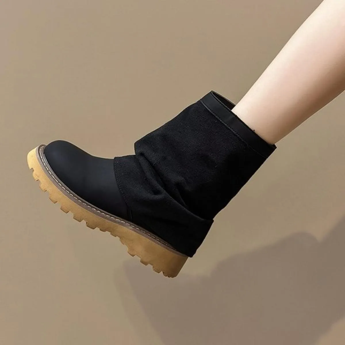 Autunno Caviglia Spessa Suola Tubo di Fumo Stivali Per Le Donne di Estate 2023 Nuovo Sottile Vintage Western Super Hot Breve Sti