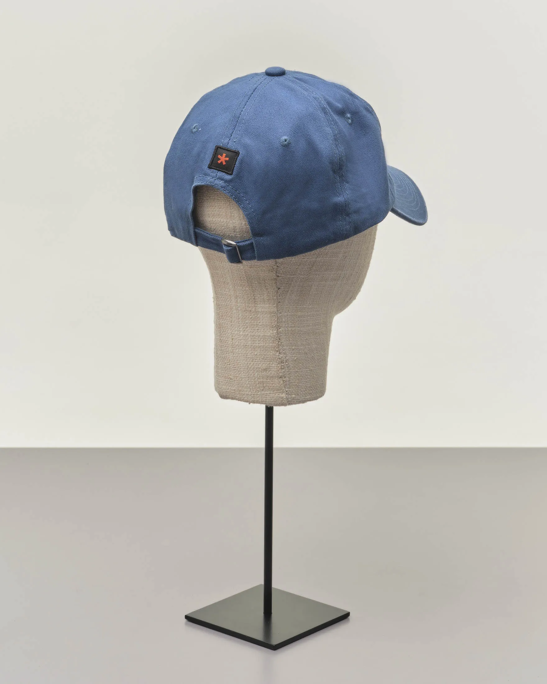 Berretto baseball blu indaco con logo ricamato