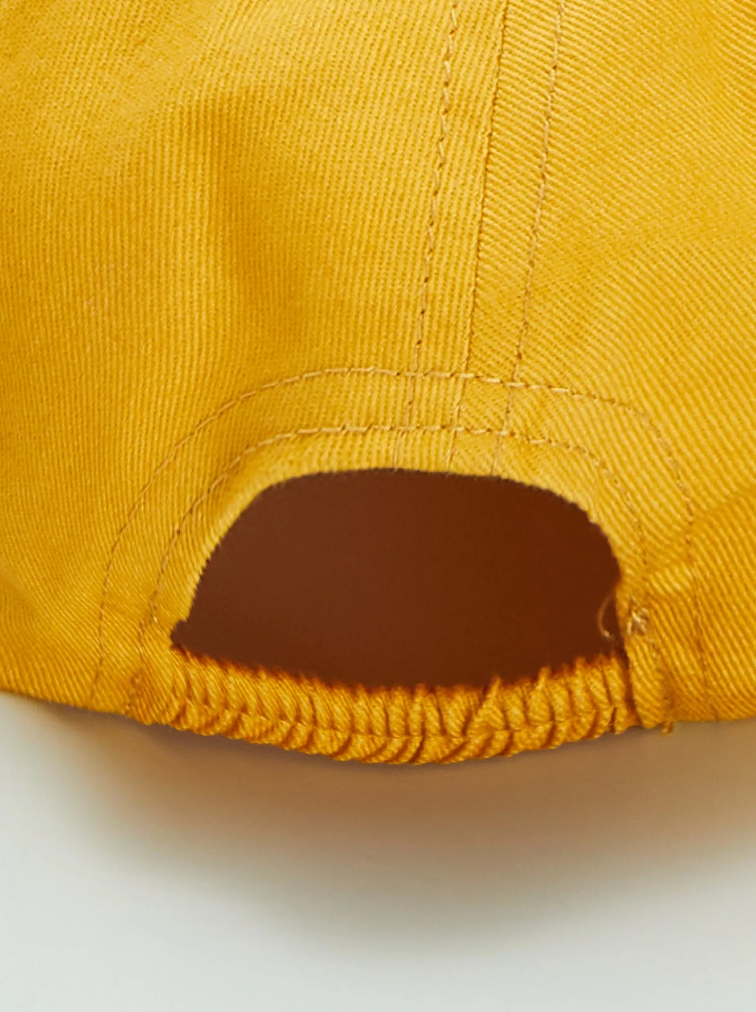 Cappellino con stampa 'lion' in twill - GIALLO