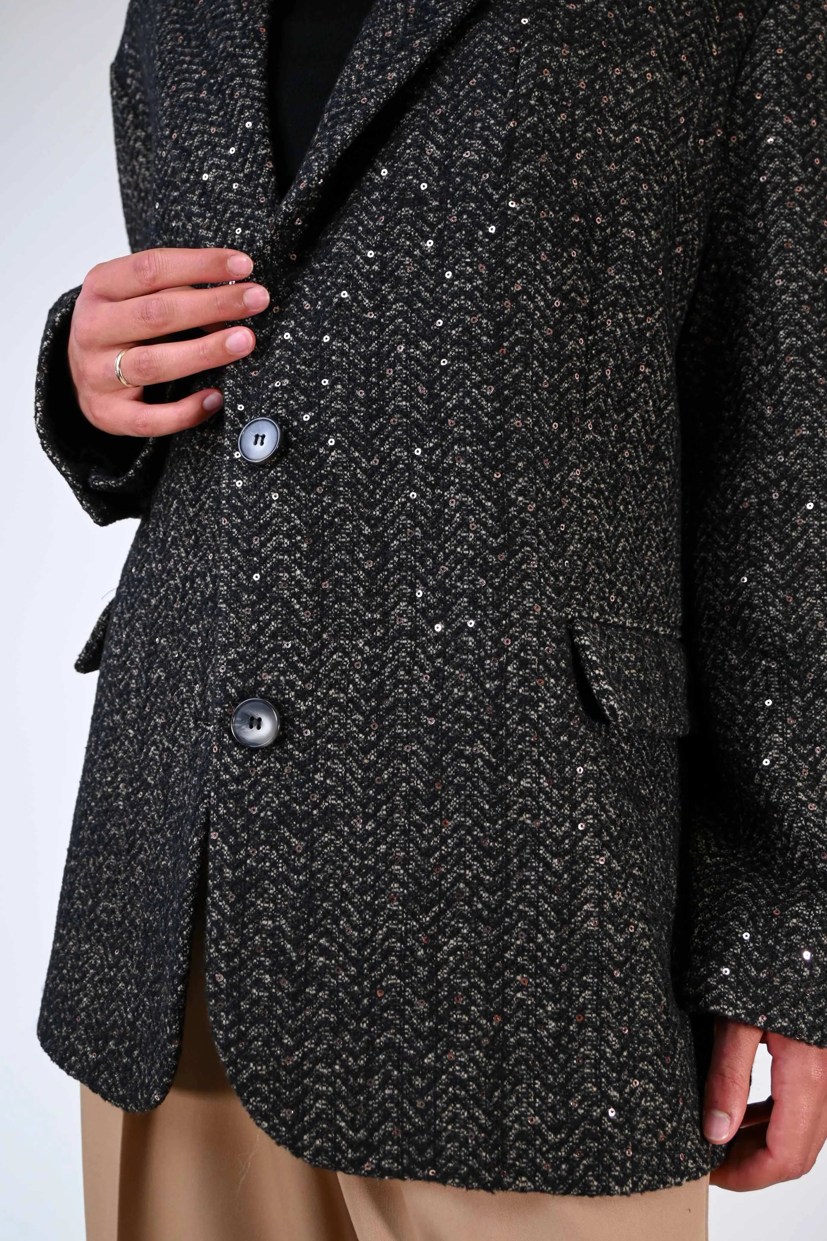 GIACCA OVER CON PAILLETTES FANTASIA SPINATA NERO/BEIGE
