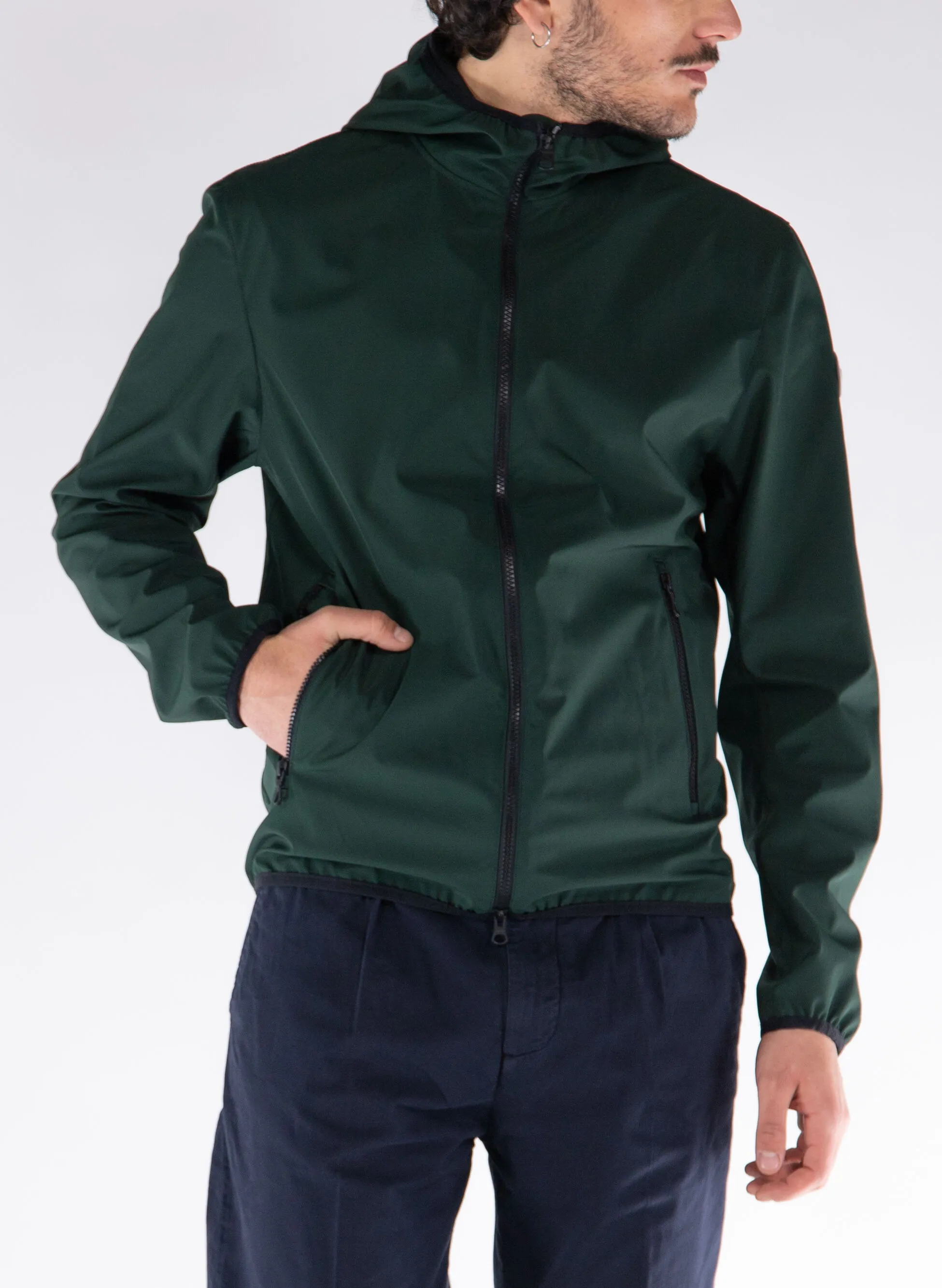giacca softshell con cappuccio