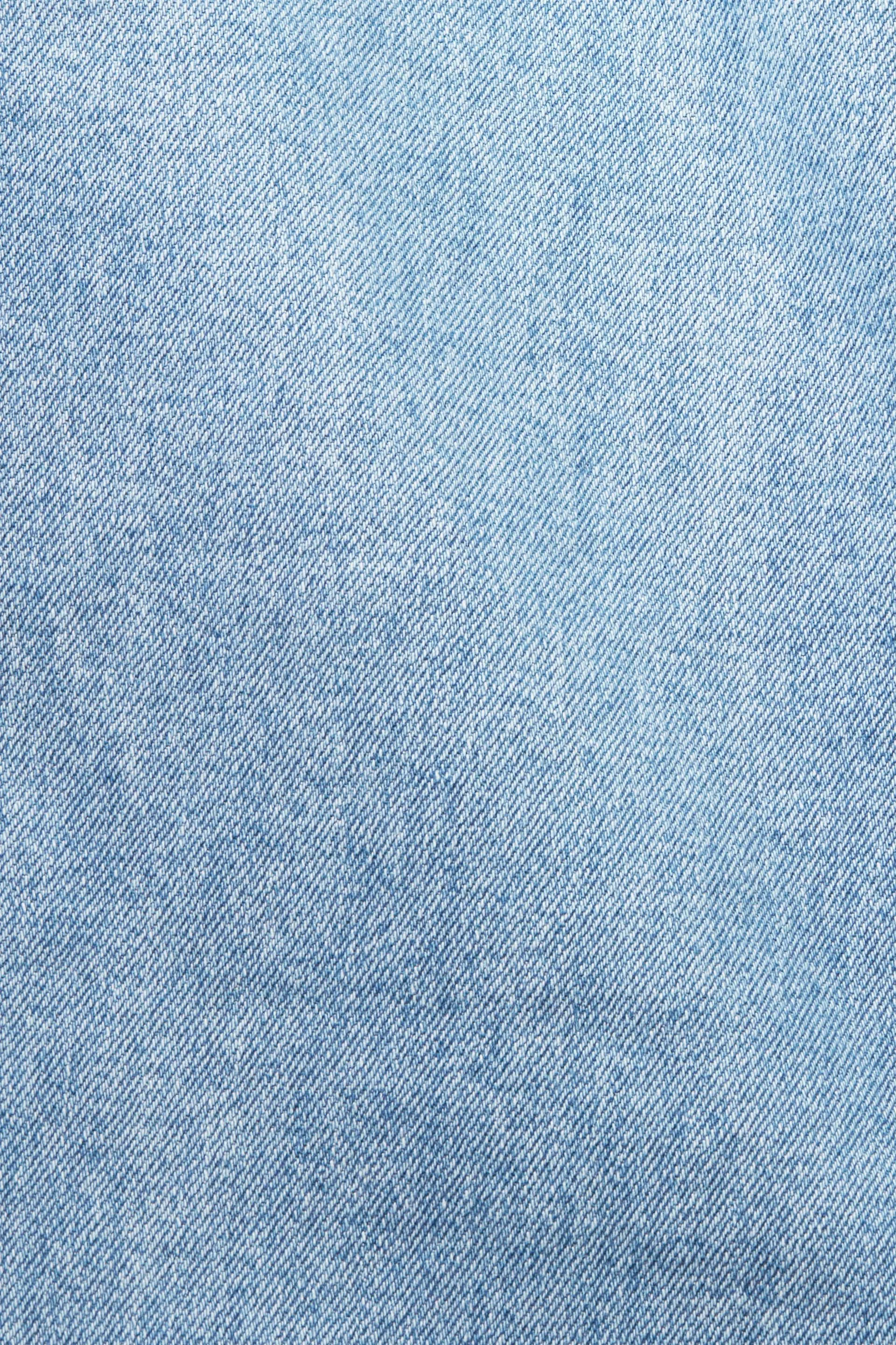 Jeans bootcut con inserto caratteristico