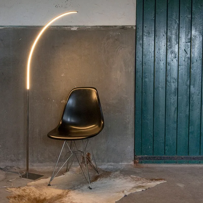 Lampada da terra moderna in acciaio con LED e dimmer a 3 livelli - Elegante