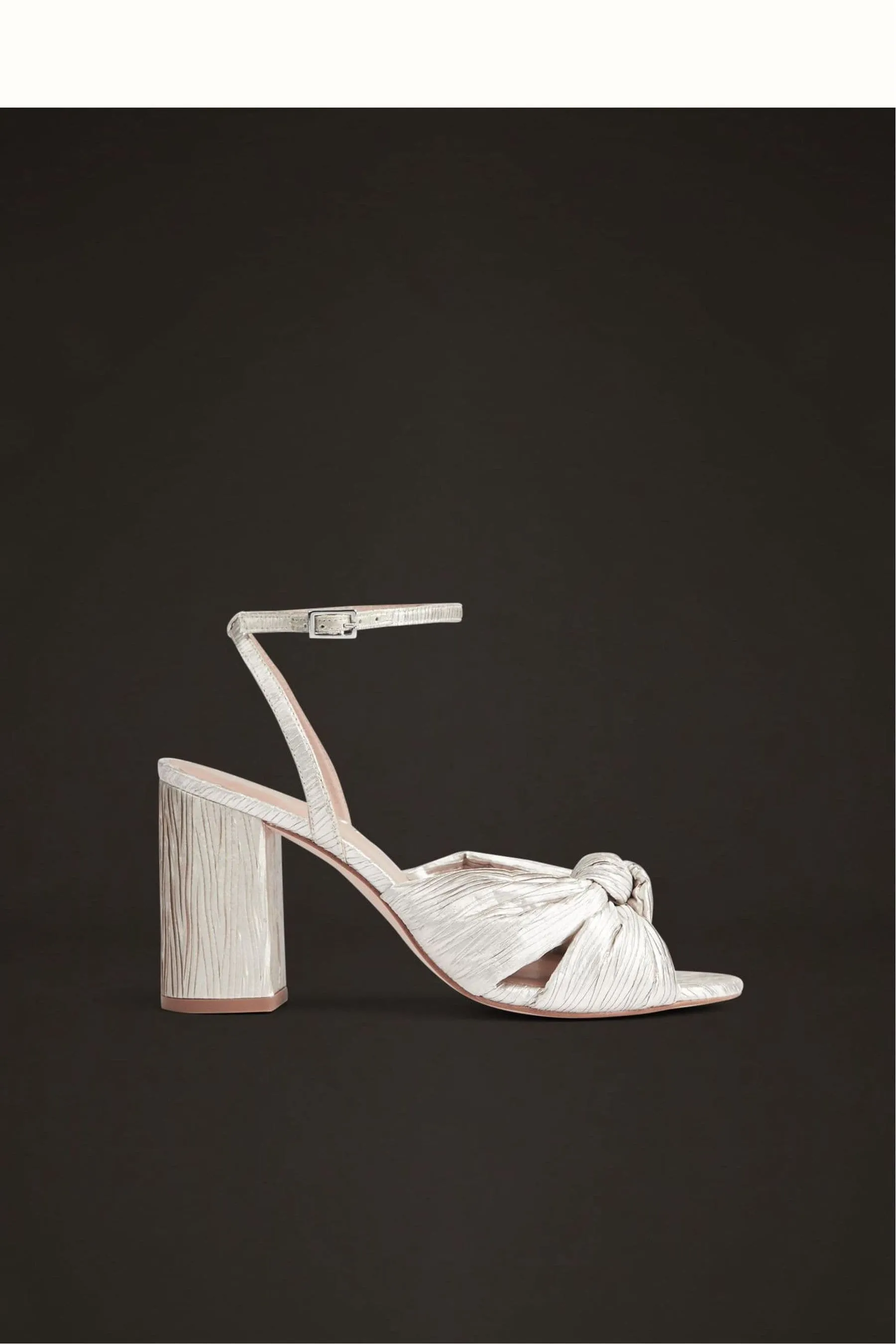 LK Bennett Eliana - Bianco - Dettagli metallizzati - Sandali per matrimonio Satin stropicciata