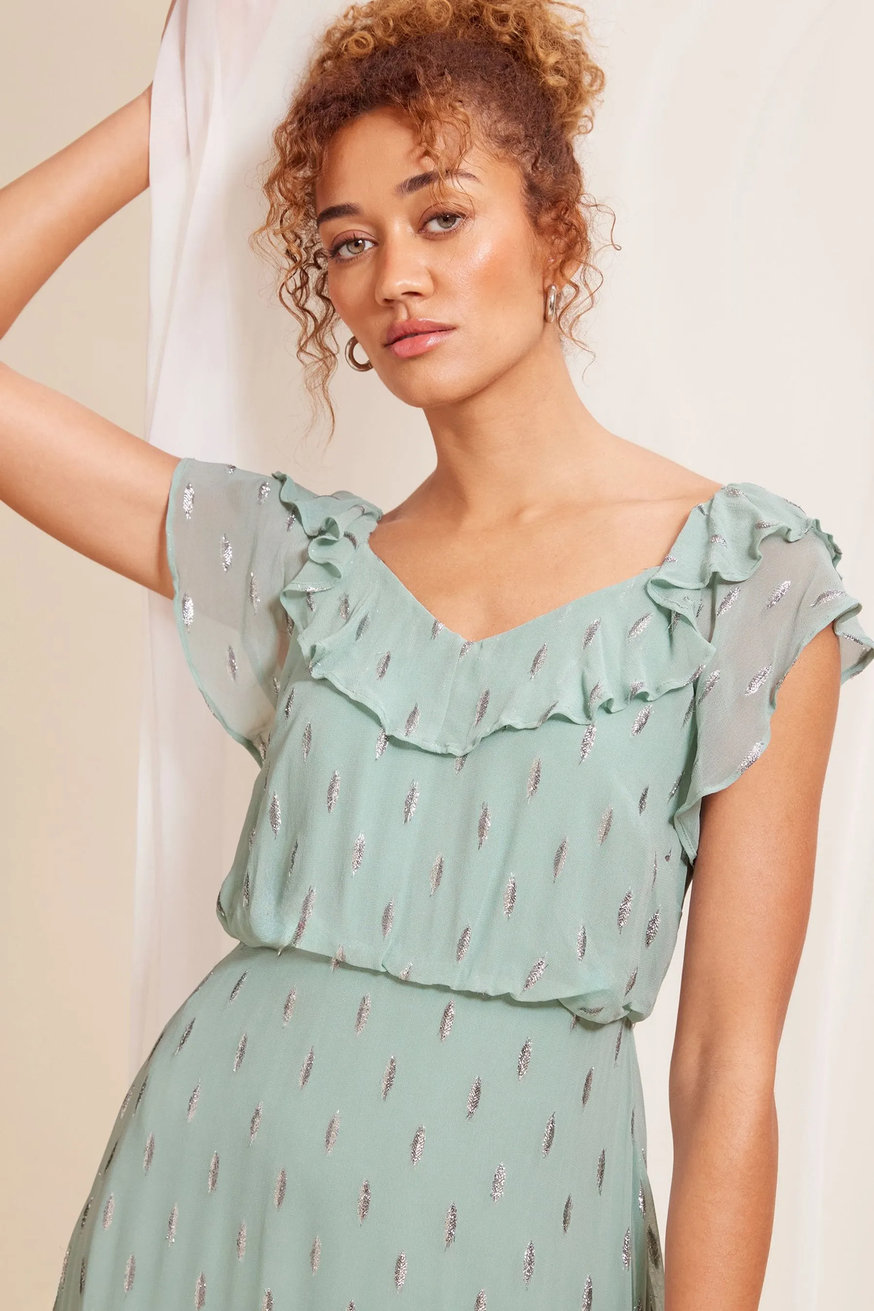 Love & Roses Dettagli metallizzati Ruches - Abito maxi con allacciatura sul retro
