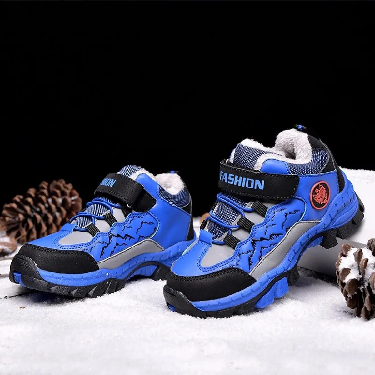 Nuove scarpe da ginnastica casual per escursionismo invernale per bambini Scarpe sportive per bambini da esterno per arrampicata