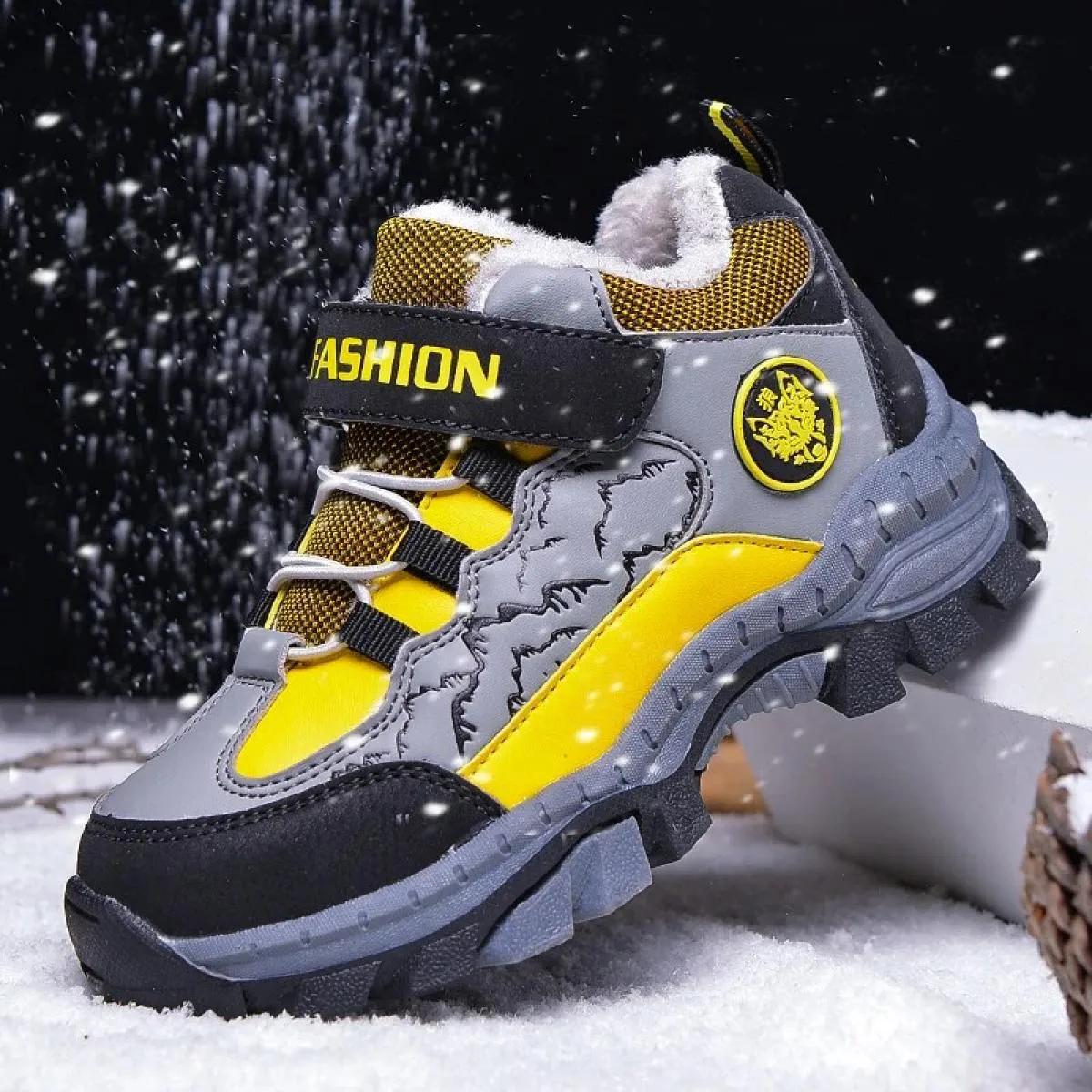 Nuove scarpe da ginnastica casual per escursionismo invernale per bambini Scarpe sportive per bambini da esterno per arrampicata