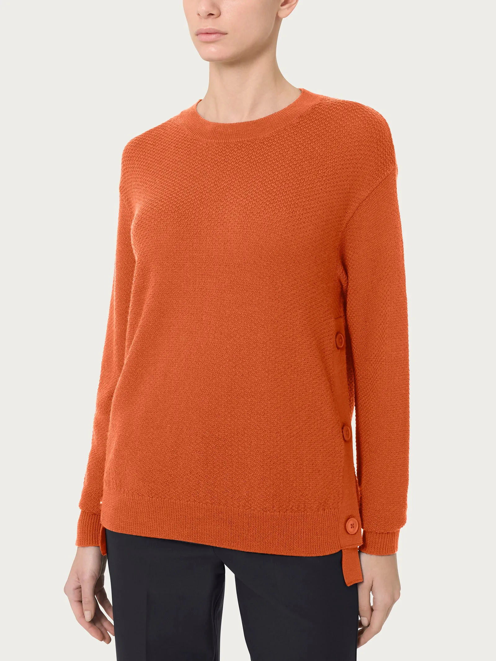 Pullover girocollo con bottoni laterali in Merino Soft - Rust