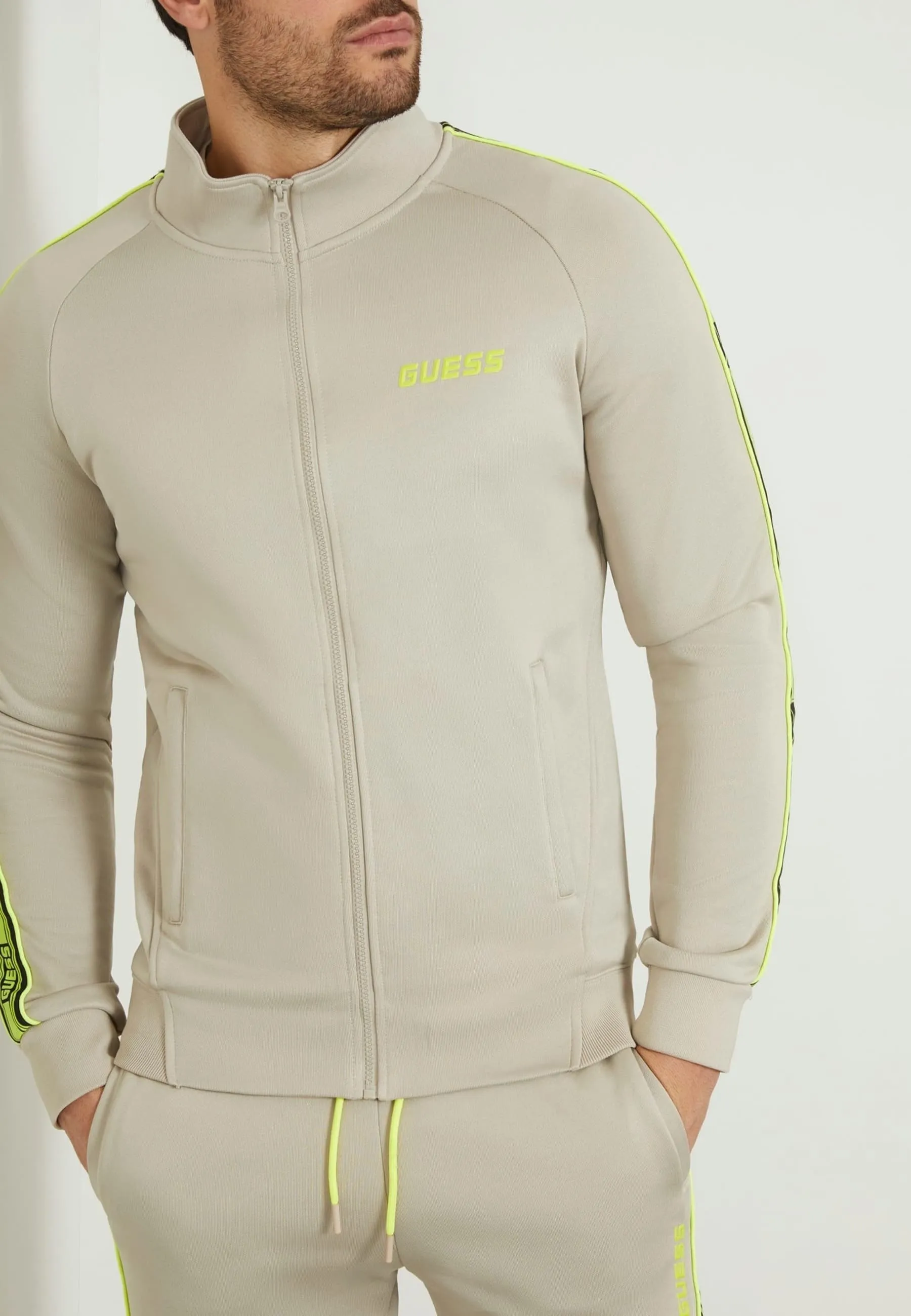 SEITENSTREIFEN - Felpa con zip