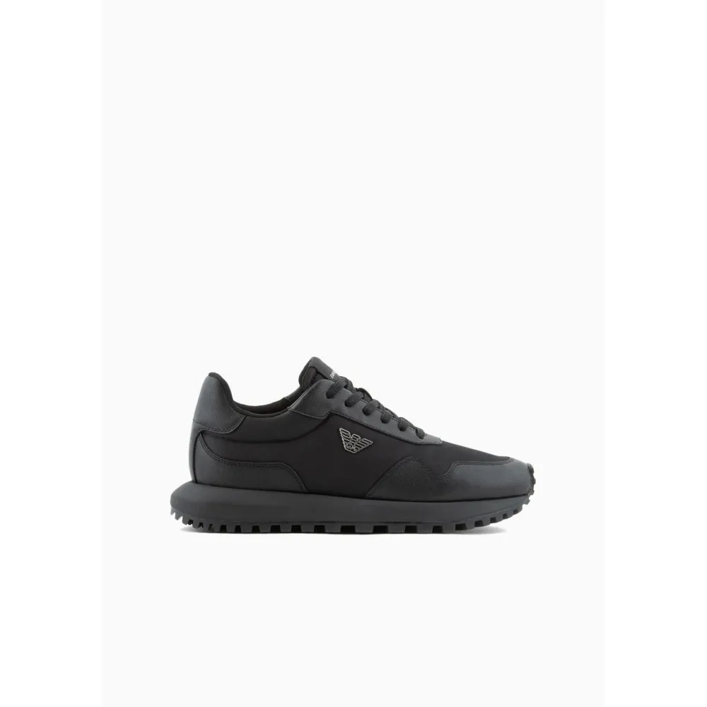 Sneakers con dettagli in saffiano EA