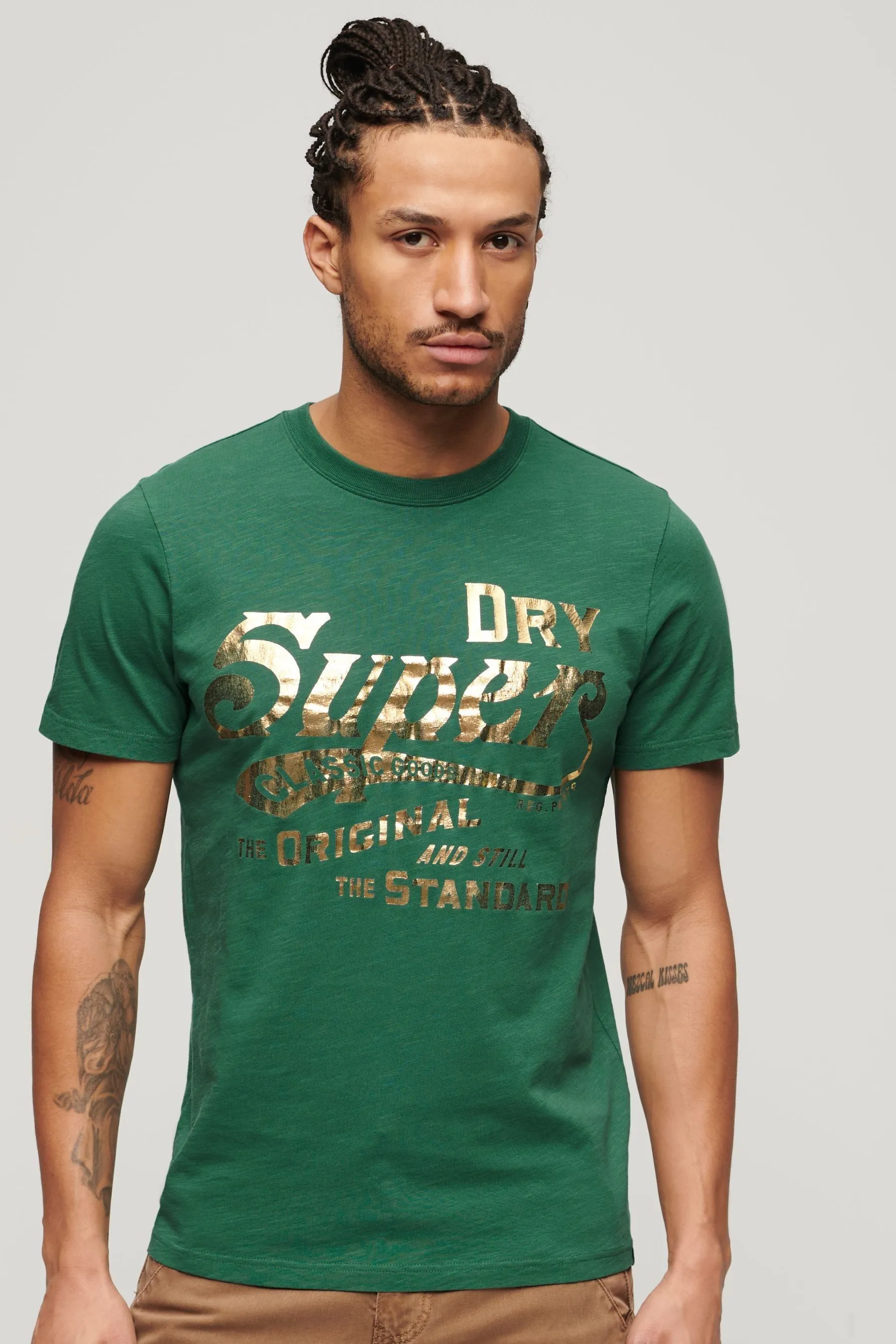 T-shirt con grafica Superdry Dettagli metallizzati Abbigliamento da lavoro