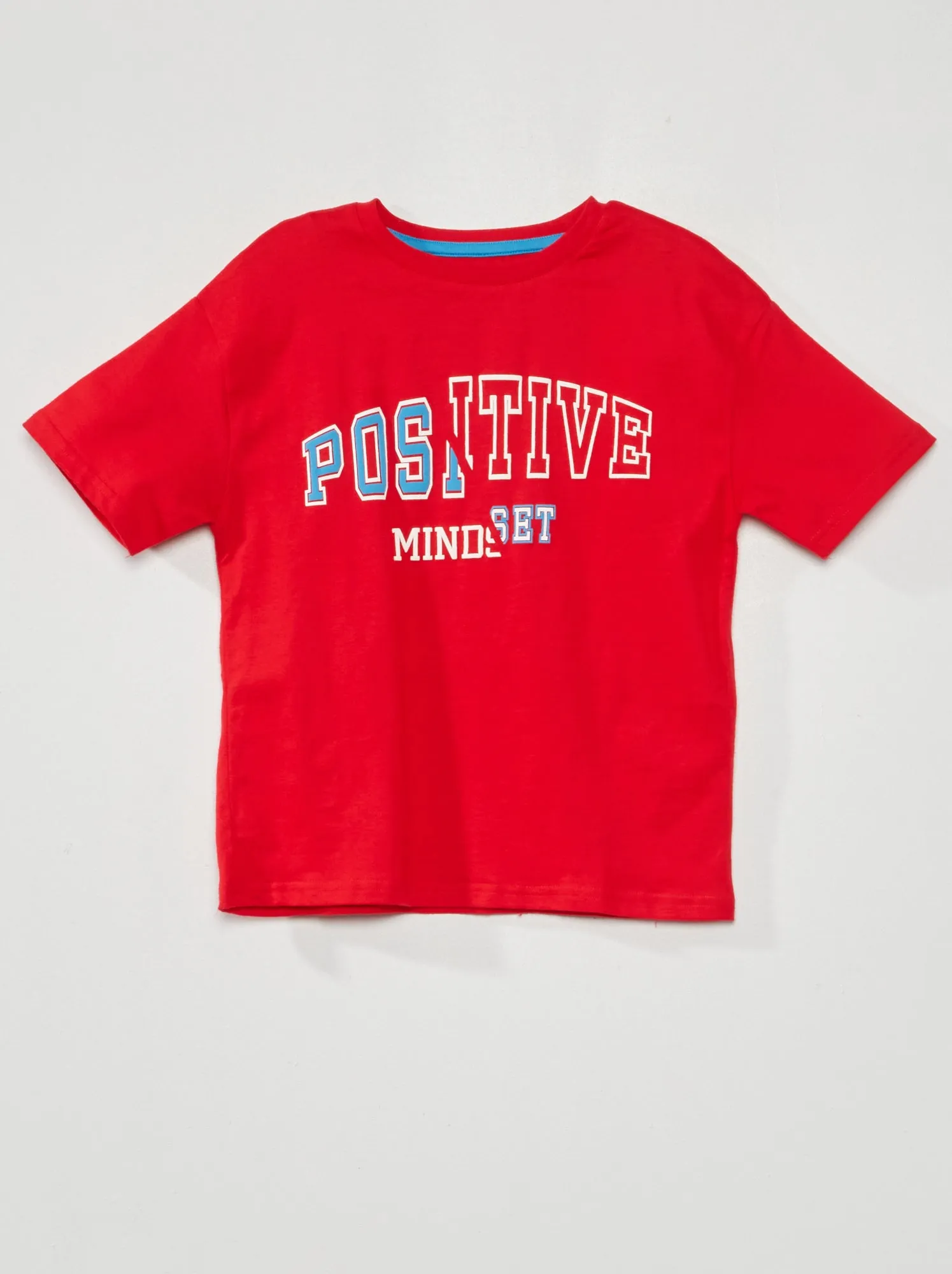 T-shirt con scritta - ROSSO