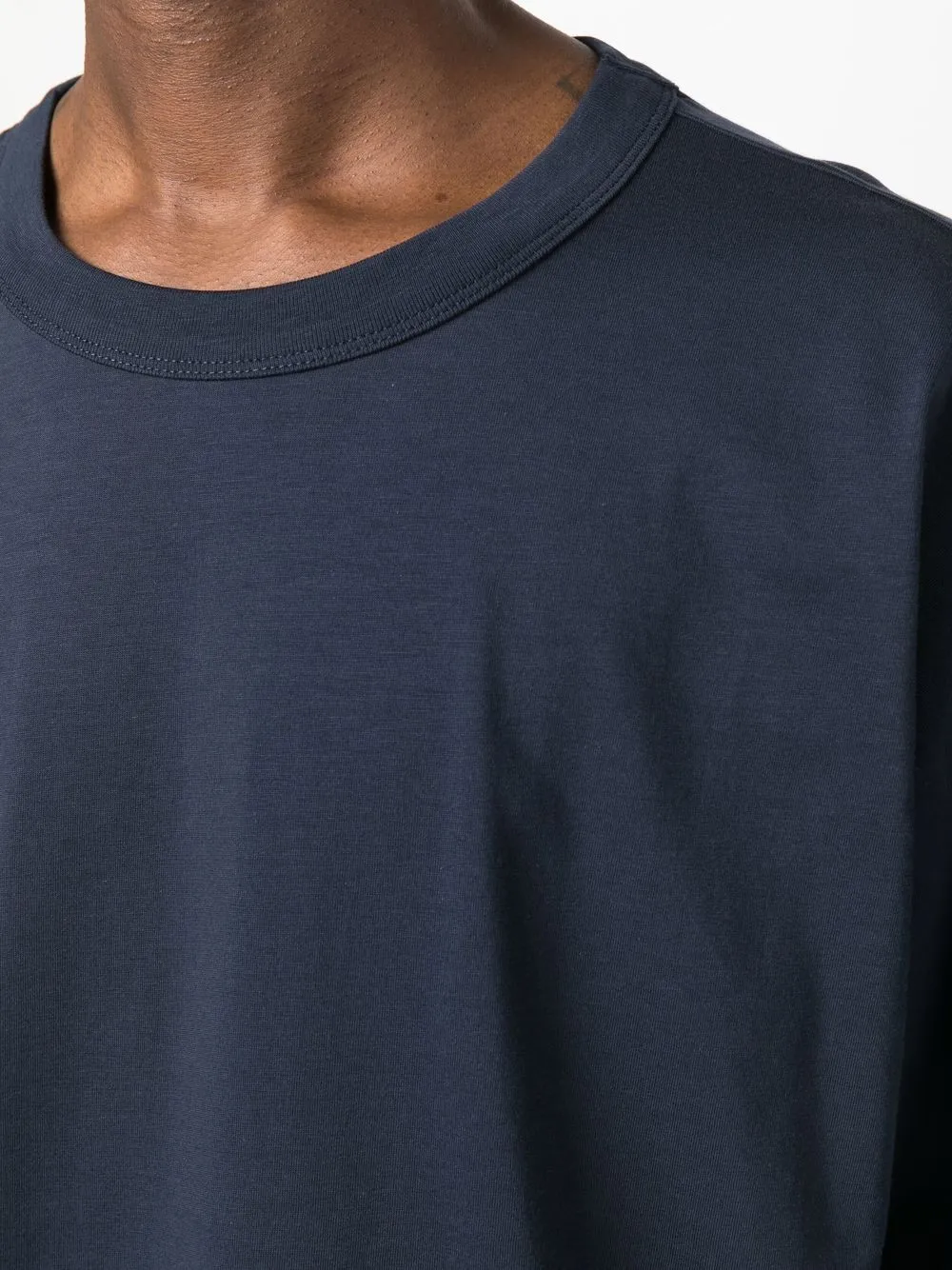 t-shirt oversize a manica corta