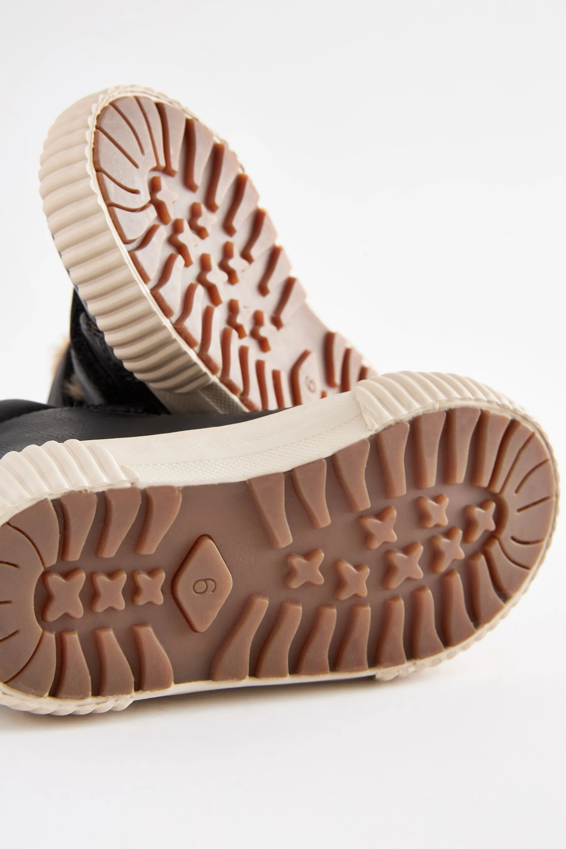 Touch Fasten Strap High Top Scarpe da ginnastica    